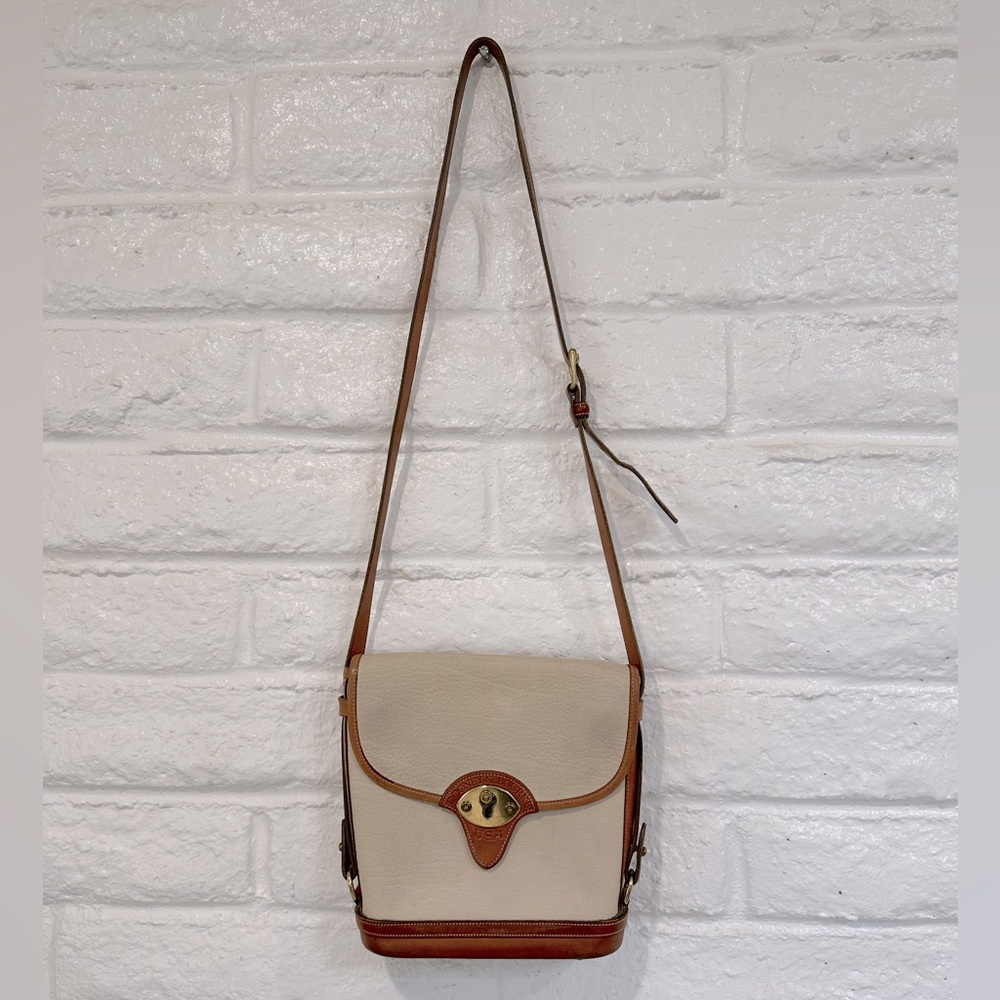 Vintage Dooney & Bourke Cavalry crossbody spectator bag